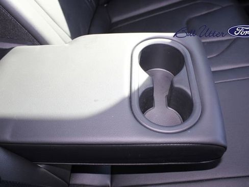 Used 2024 Hyundai Elantra Limited image 13