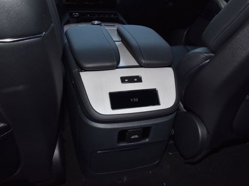 New 2025 Lincoln Navigator L Reserve w/ Jet Appearance Package AWD/4WD image 26