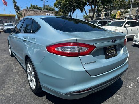 Used 2014 Ford Fusion SE FWD image 7