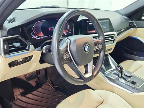 Used 2022 BMW 330i Sedan w/ Driving Assistance Package image 10