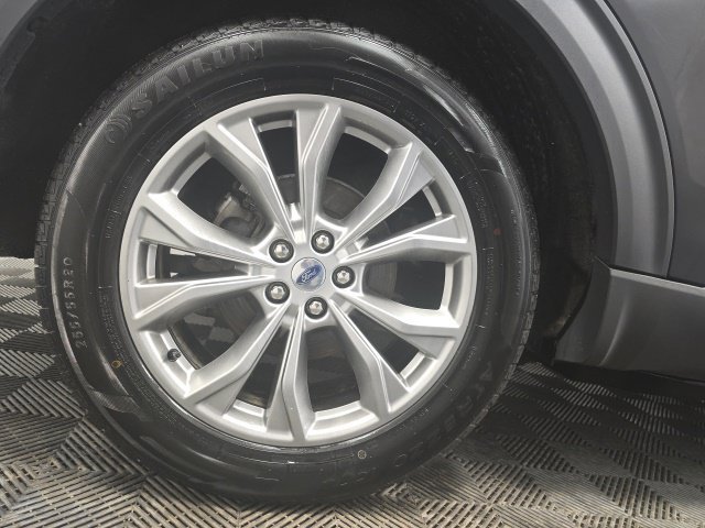 Used 2020 Ford Explorer XLT w/ Equipment Group 202A AWD/4WD image 16