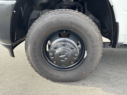 Used 2026 RAM 3500 Tradesman image 13