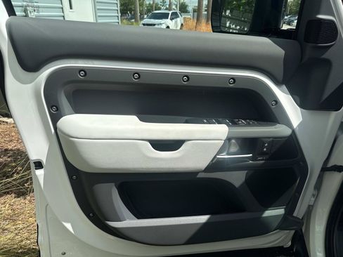 New 2025 Land Rover Defender 110 S image 17
