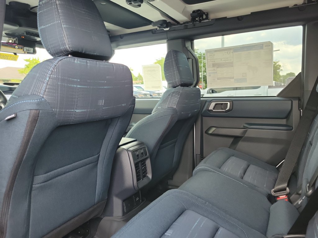 New 2026 Ford Bronco Heritage Edition AWD/4WD image 16