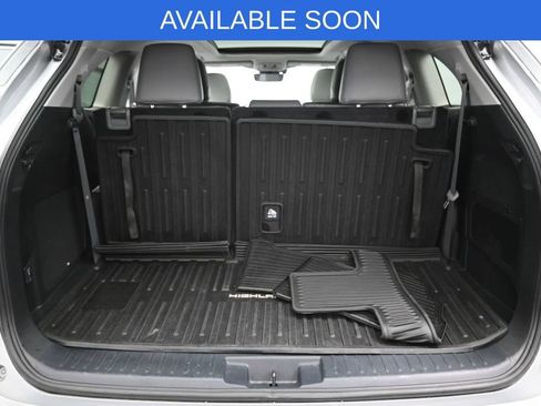 Used 2022 Toyota Highlander Platinum AWD/4WD image 33