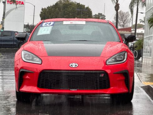 Certified 2024 Toyota GR86 TRUENO Edition image 11