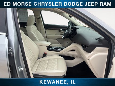 Used 2023 Buick Envision Avenir AWD/4WD image 15