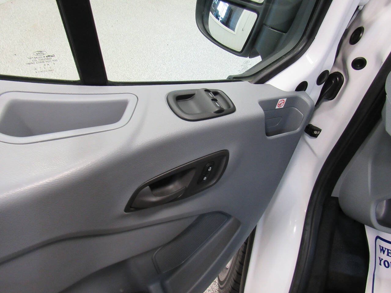 Used 2019 Ford Transit 350 148 Medium Roof RWD image 38