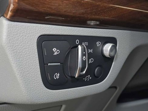 Used 2024 Audi Q5 e Prestige image 26