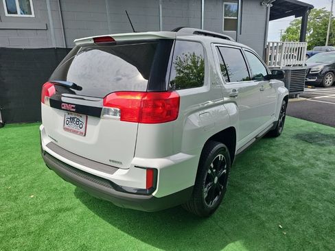 Used 2017 GMC Terrain SLE w/ Nightfall Package AWD/4WD image 4