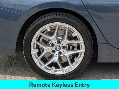Used 2025 BMW 330i Sedan RWD image 12