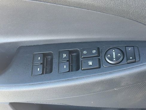 Used 2019 Hyundai Tucson SEL FWD image 18