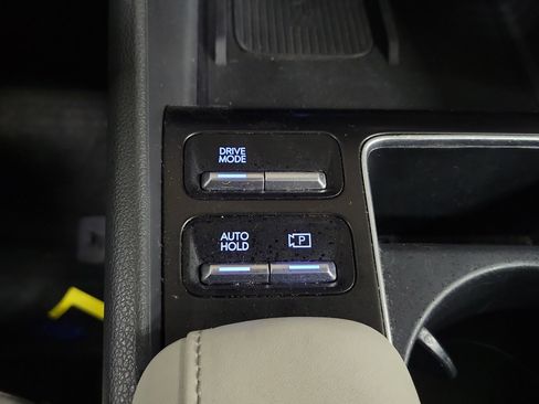 Used 2024 Hyundai Sonata SEL w/ Convenience Package image 34