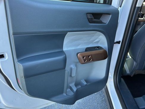 Used 2023 Ford Maverick Lariat w/ Equipment Group 500A Standard image 15