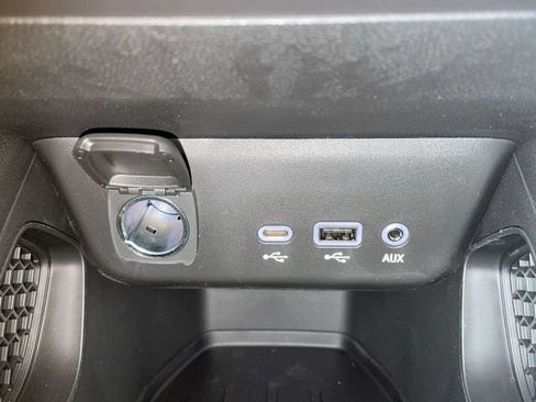 Used 2023 Chevrolet TrailBlazer LS FWD image 27