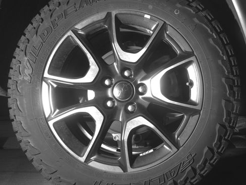 Used 2025 Jeep Compass Trailhawk AWD/4WD image 15
