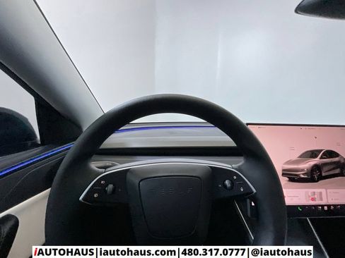 Used 2026 Tesla Model Y Performance AWD/4WD image 29
