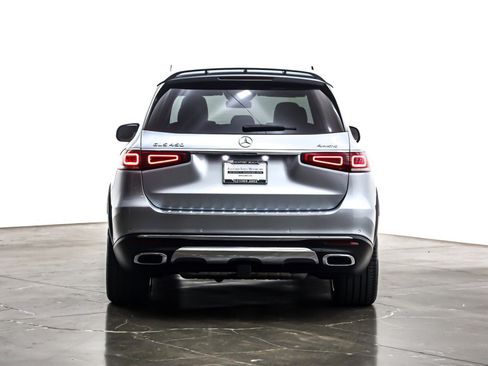 Certified 2022 Mercedes-Benz GLS 450 4MATIC image 5