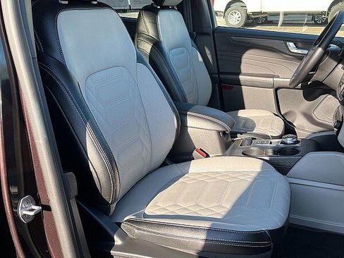 Used 2023 Ford Escape Platinum w/ Premium Technology Package image 12