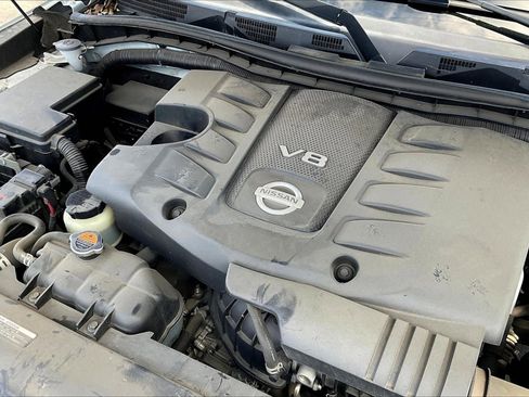 Used 2017 Nissan Armada SL image 34