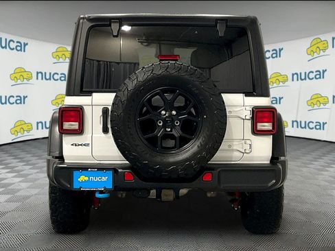 Used 2024 Jeep Wrangler Willys AWD/4WD image 5