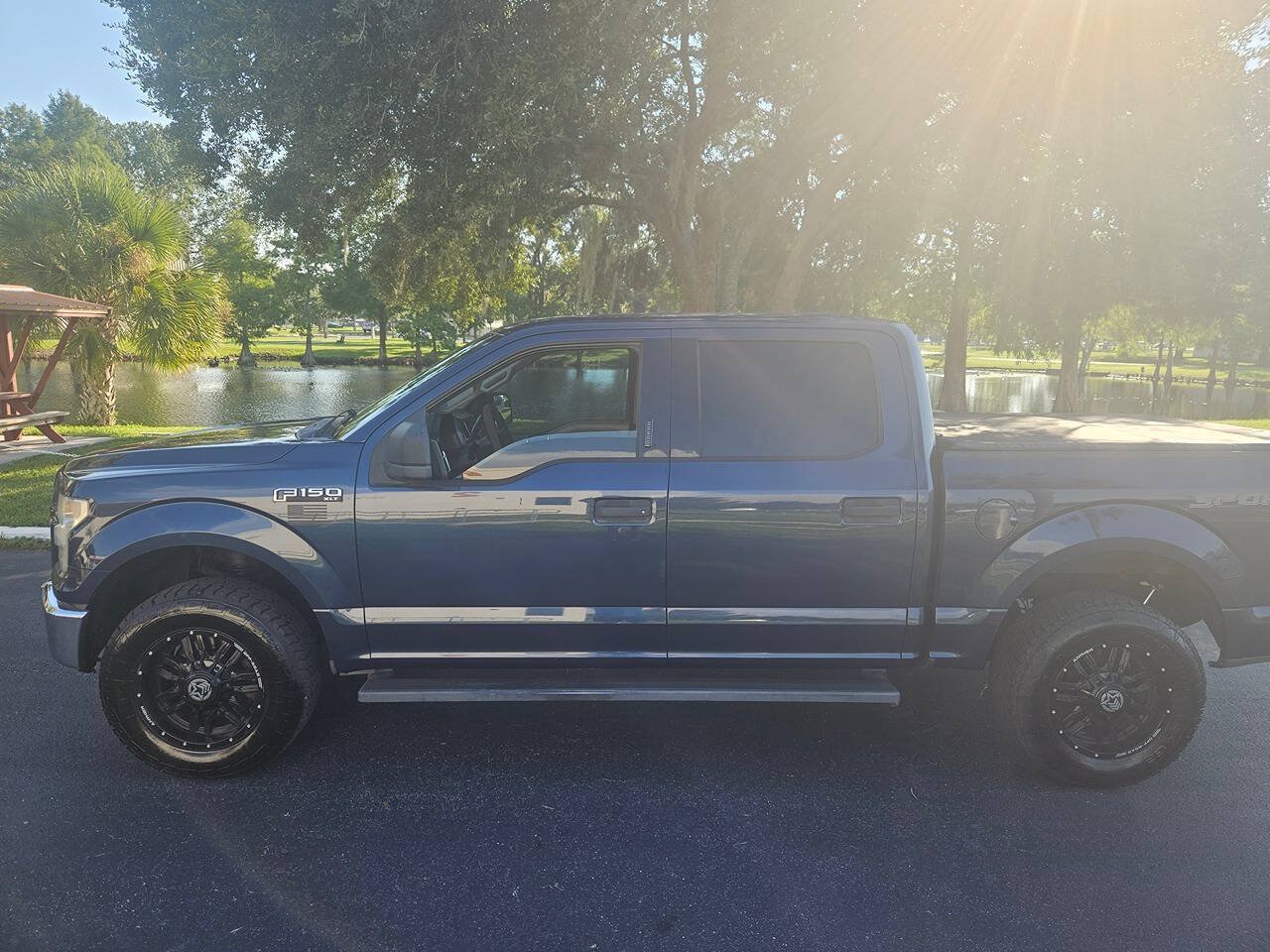 Used 2015 Ford F150 XLT RWD image 22