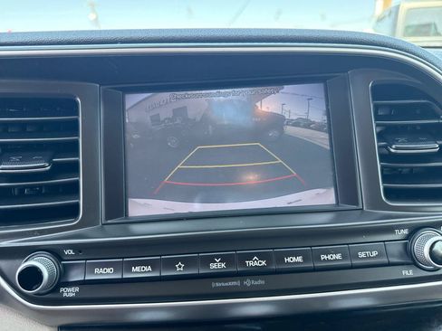 Used 2019 Hyundai Elantra SEL FWD image 20