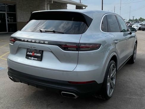 Used 2020 Porsche Cayenne AWD/4WD image 4