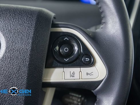 Used 2017 Toyota Prius Prime Premium w/ Carpet Mat Package FWD image 16
