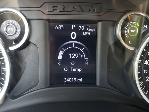 Used 2022 RAM 2500 Tradesman w/ Chrome Appearance Group image 22