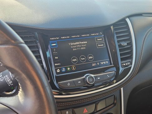 Certified 2022 Chevrolet Trax LT w/ Midnight Edition AWD/4WD image 19