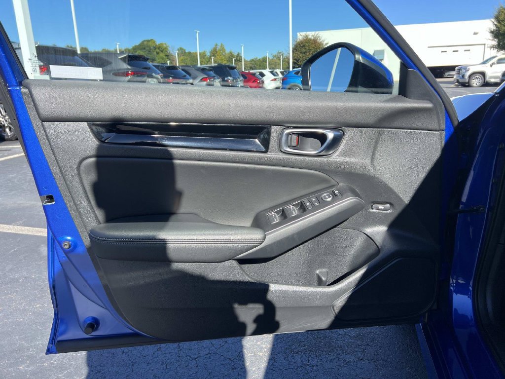 Used 2022 Honda Civic Touring image 19