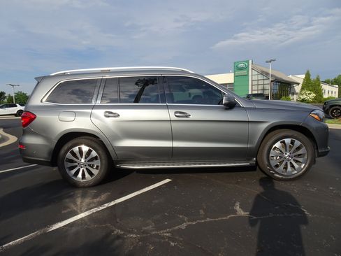 Used 2019 Mercedes-Benz GLS 450 4MATIC image 3