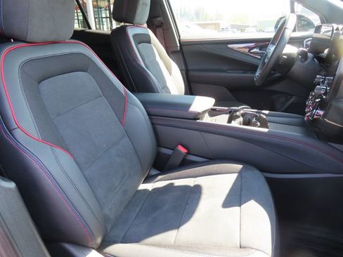 Used 2025 Chevrolet Blazer EV RS AWD/4WD image 45