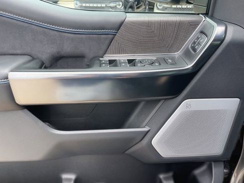 New 2025 Ford F250 Platinum image 13