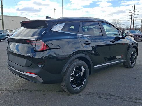 New 2026 Kia Sportage EX AWD/4WD image 3