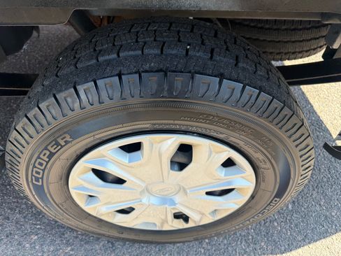 Used 2019 Ford Transit 250 130 Low Roof w/ Exterior Upgrade Package image 32