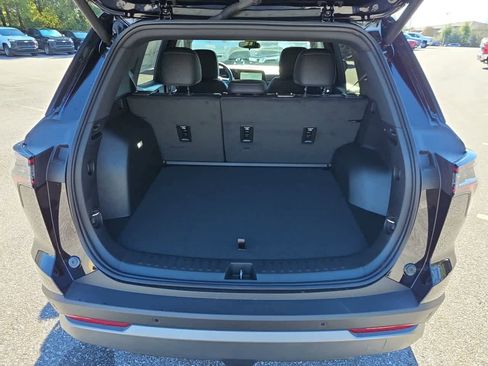 New 2026 Chevrolet Equinox LT w/ Convenience Package II image 5