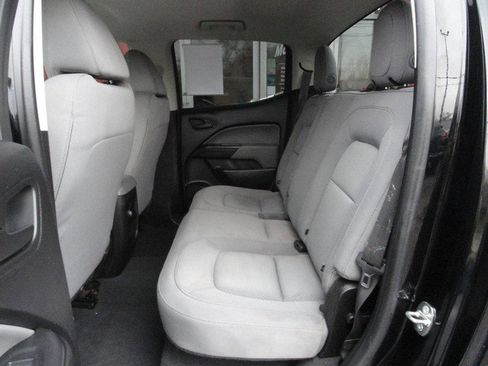 Used 2019 Chevrolet Colorado W/T w/ WT Convenience Package image 8