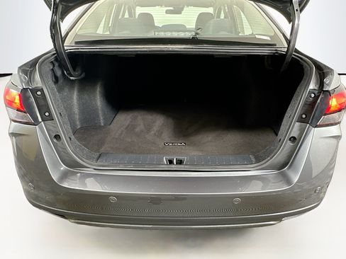 Used 2025 Nissan Versa SV FWD image 28