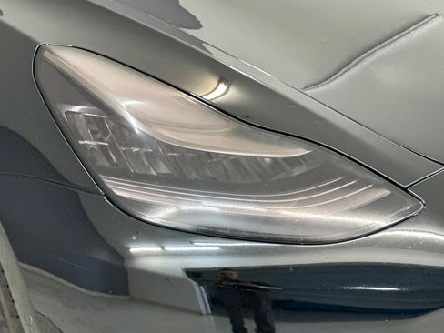 Used 2019 Tesla Model 3 Standard Range Plus image 10