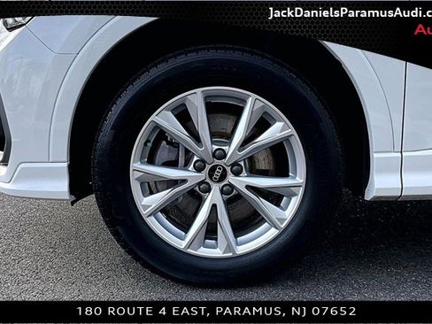 Used 2023 Audi Q3 2.0T Premium w/ Convenience Package image 8