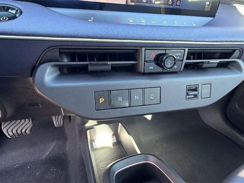 New 2026 Nissan Leaf SV+ w/ Floor Mat Package (SV+) image 24