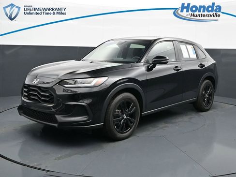 Certified 2026 Honda HR-V Sport image 3