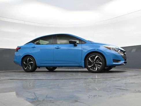 Certified 2025 Nissan Versa SR w/ Electronics Package image 38