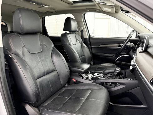 Used 2022 Kia Telluride EX w/ EX Premium Package image 32