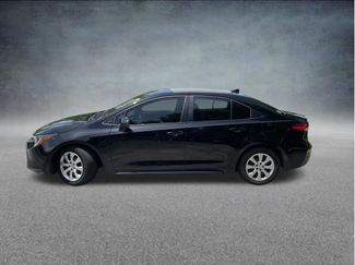 Used 2024 Toyota Corolla LE FWD video 2