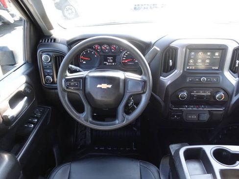 Used 2022 Chevrolet Silverado 2500 W/T w/ WT Convenience Package AWD/4WD image 34
