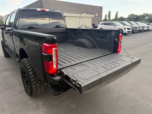 Used 2023 Ford F350 Lariat w/ Lariat Ultimate Package AWD/4WD image 13