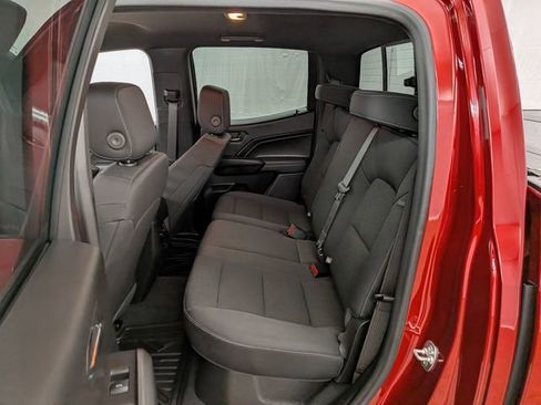 Used 2024 Chevrolet Colorado LT w/ LT Convenience Package II AWD/4WD image 17